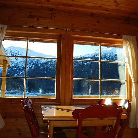 Kalvatn Turistsenter * Fyrde