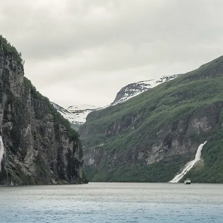 Kalvatn Turistsenter *